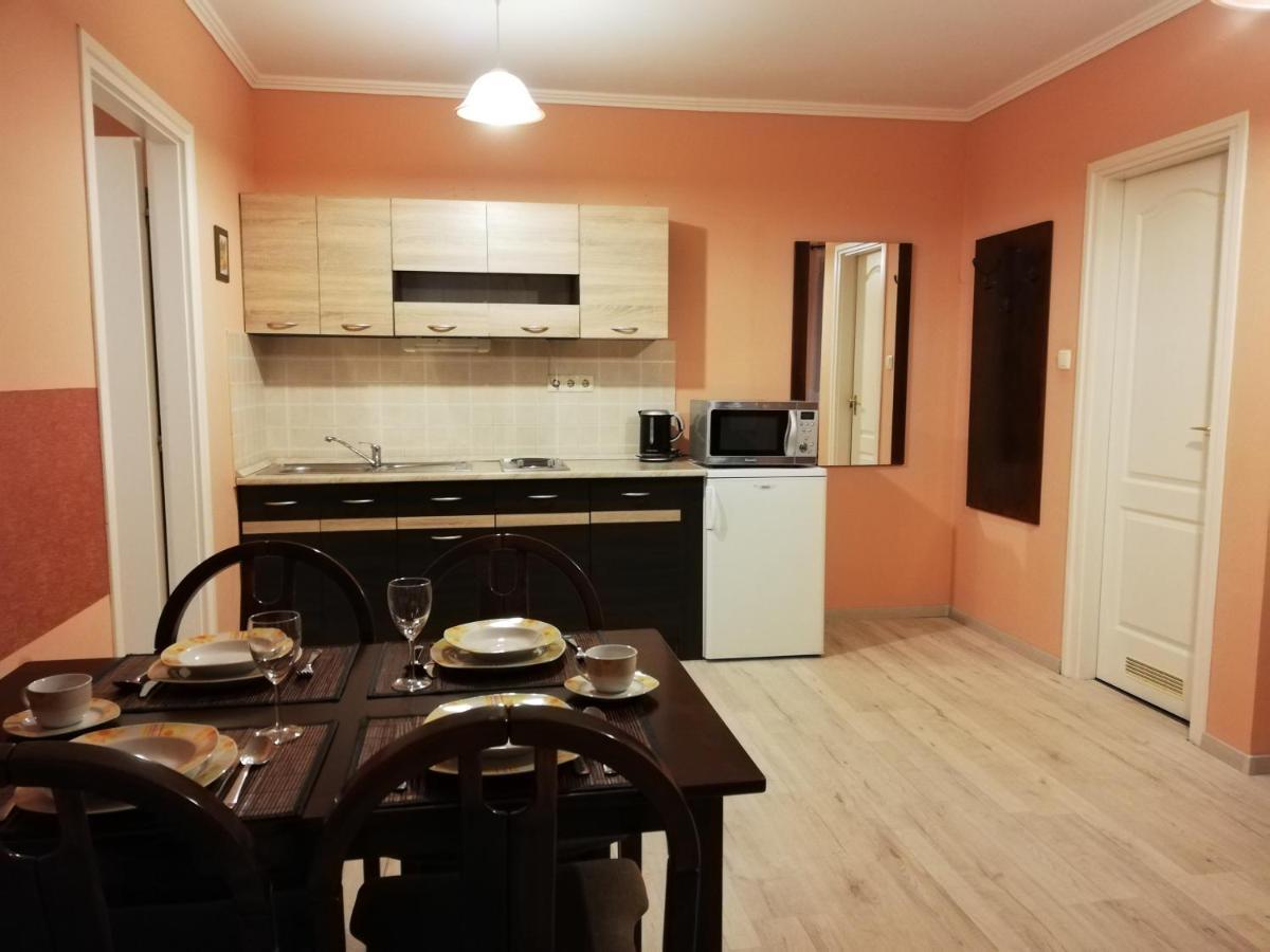 Voelgy Apartman Eger Exterior photo
