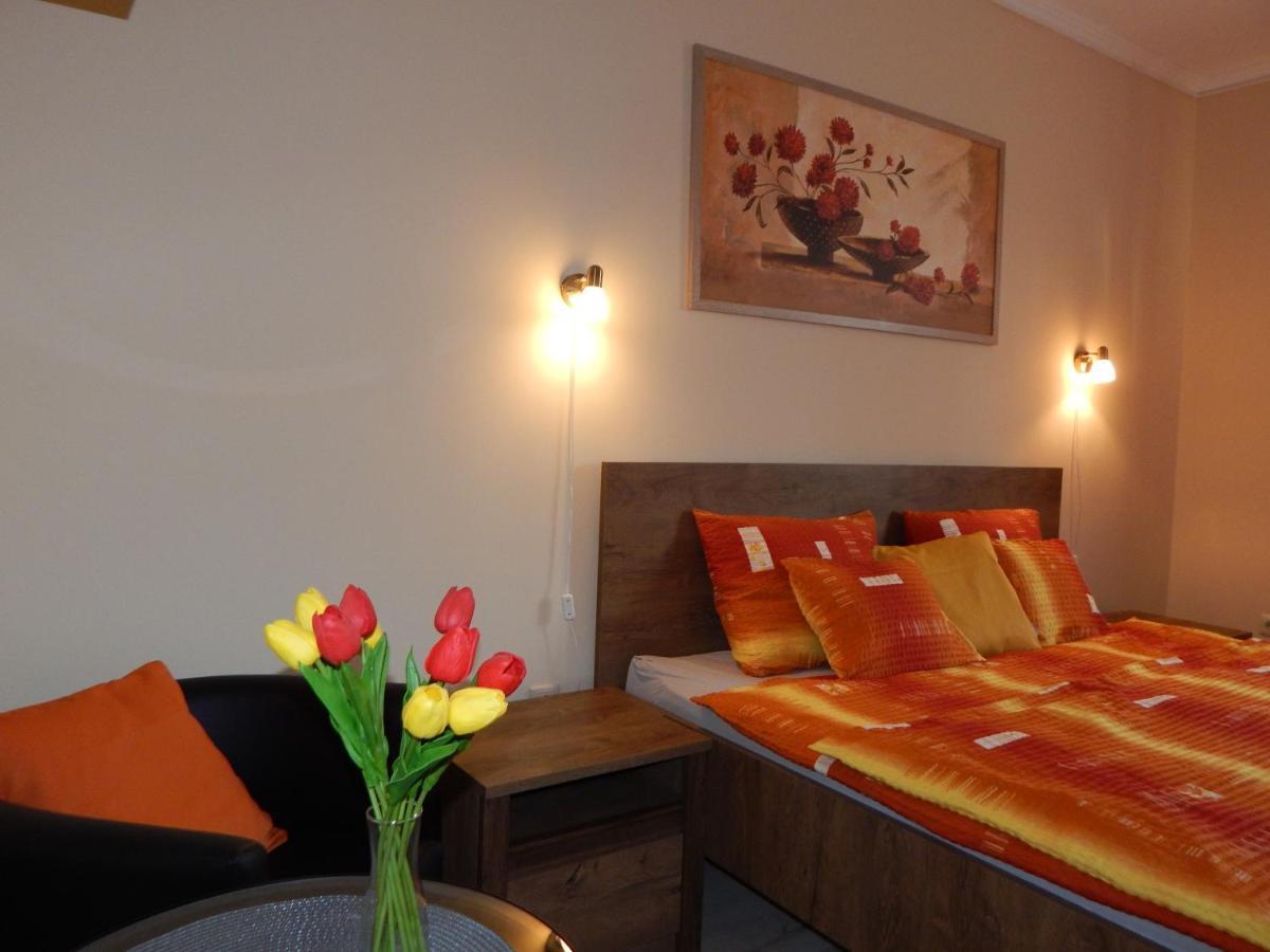 Voelgy Apartman Eger Exterior photo