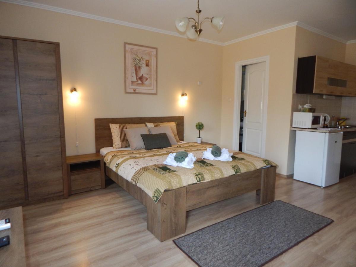 Voelgy Apartman Eger Exterior photo