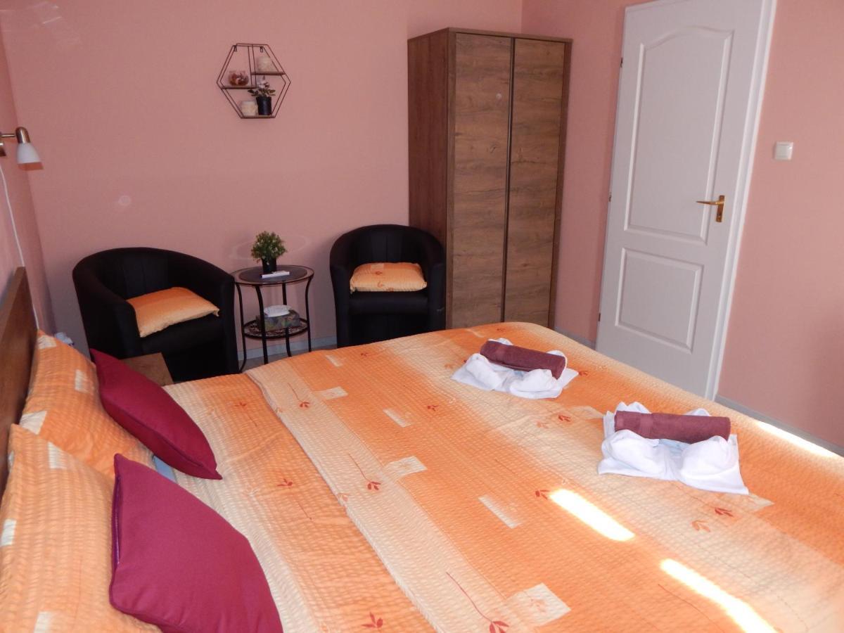 Voelgy Apartman Eger Exterior photo
