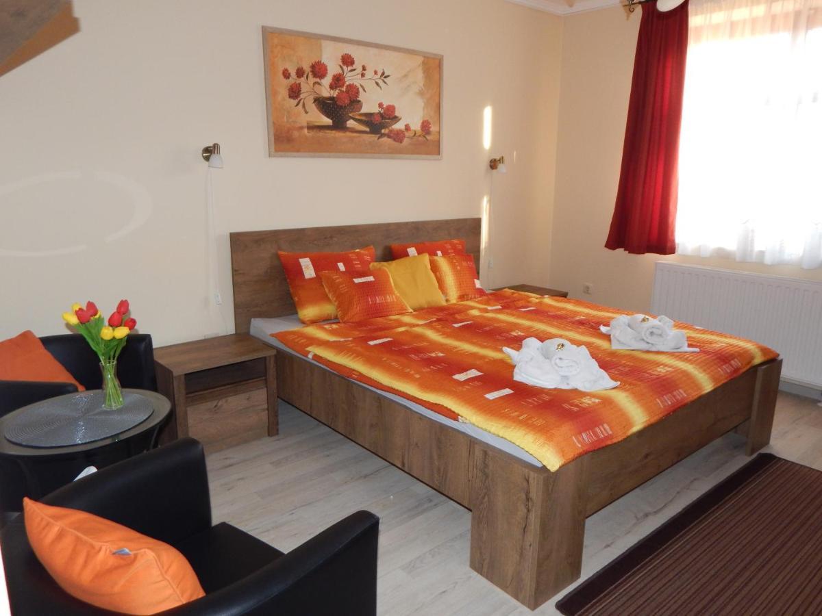 Voelgy Apartman Eger Exterior photo