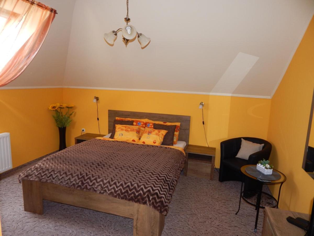 Voelgy Apartman Eger Exterior photo