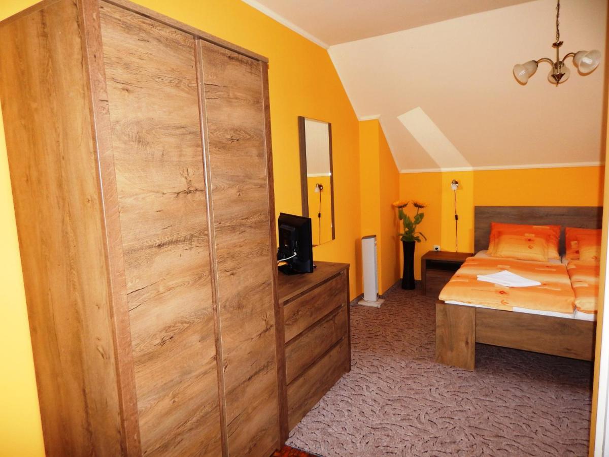 Voelgy Apartman Eger Exterior photo